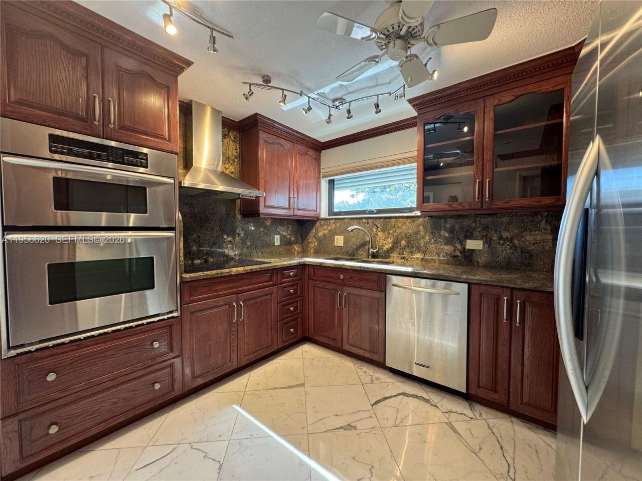 4800 Bayview Dr , Unit 206, Fort Lauderdale, FL 33308 Photo