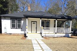 203 E George Street photo 4