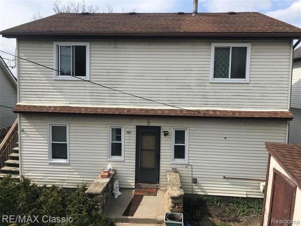 381 E Shore Drive, Whitmore Lake, MI 48189