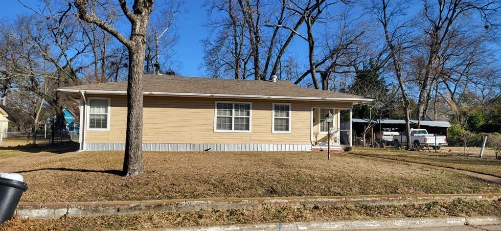 417 Putman Street, Sulphur Springs, TX 75482 Main Photo