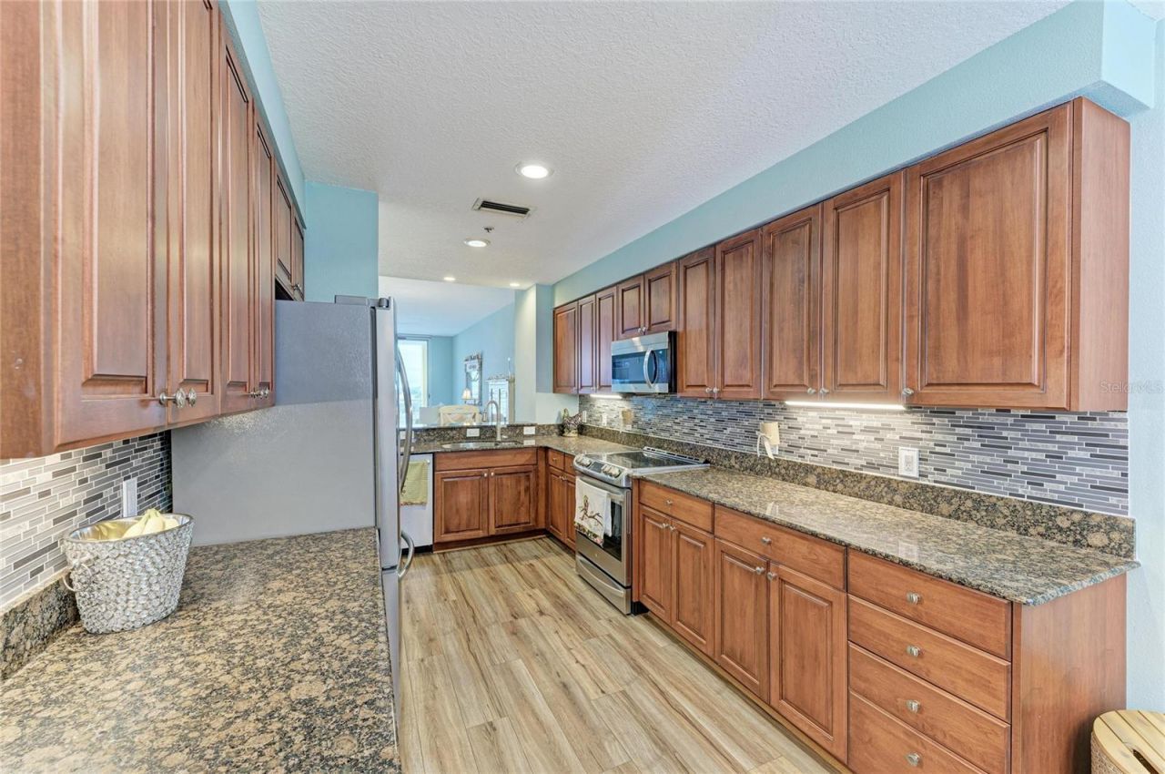 610 Riviera Dunes Way, Unit 406, Palmetto, FL 34221 Photo