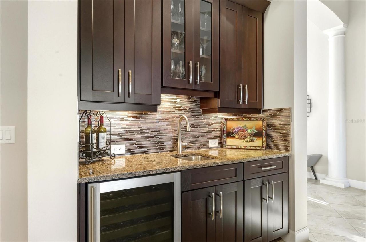 4711 Benito Court, Bradenton, FL 34211 Photo