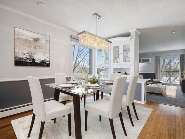 6075 Lincoln Drive, Unit 305, Edina, MN 55436