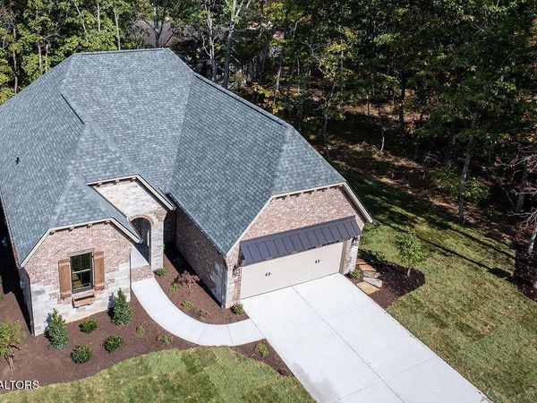 14 Bent Oak Lane, Crossville, TN 38558