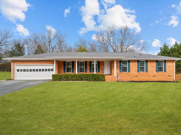 129 Lisa Lane, Dalton, GA 30720