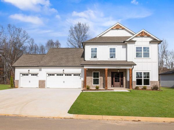 11775 Herons Haven Drive, Soddy Daisy, TN 37379