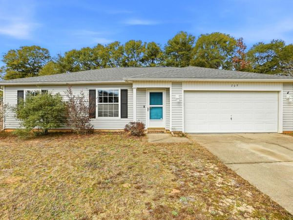 209 Cabana Way, Crestview, FL 32536