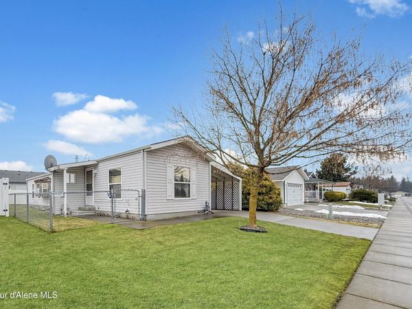 8506 W BRYCE CANYON ST, Rathdrum, ID 83858