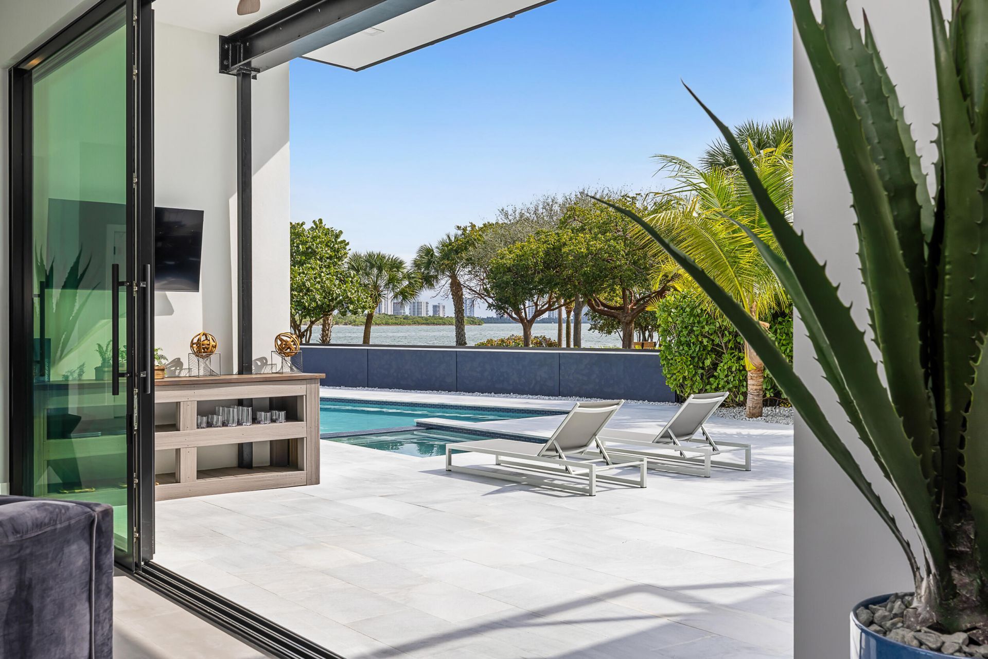 706 Lakeside Circle, North Palm Beach, FL 33408 Photo