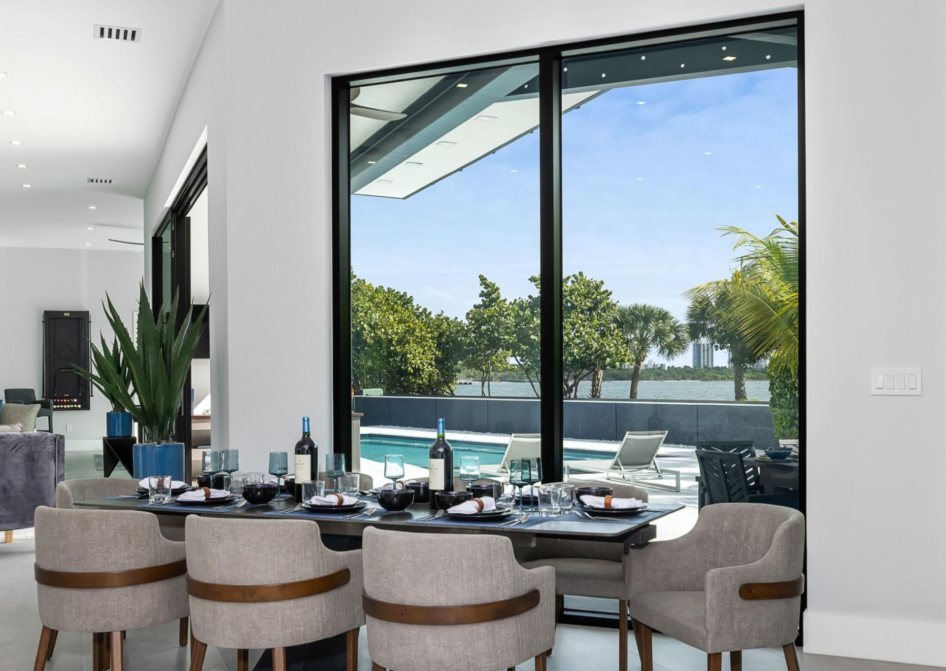 706 Lakeside Circle, North Palm Beach, FL 33408 Photo