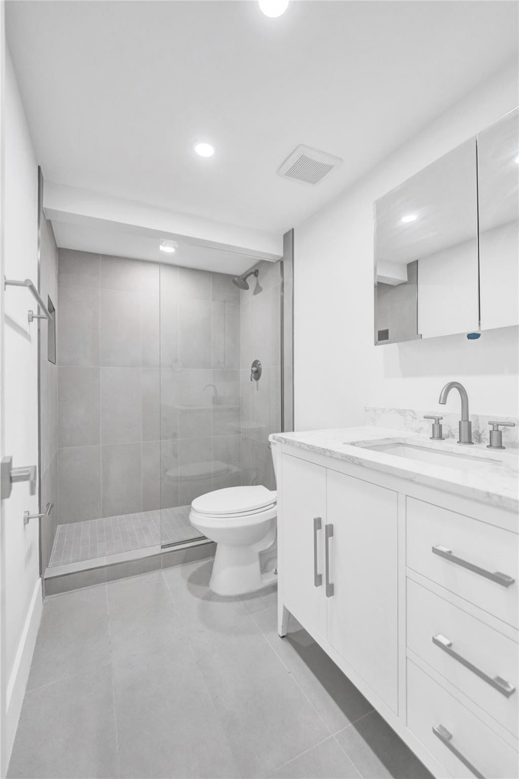 4040 N Hills Drive, Unit 24, Hollywood, FL 33021 Photo