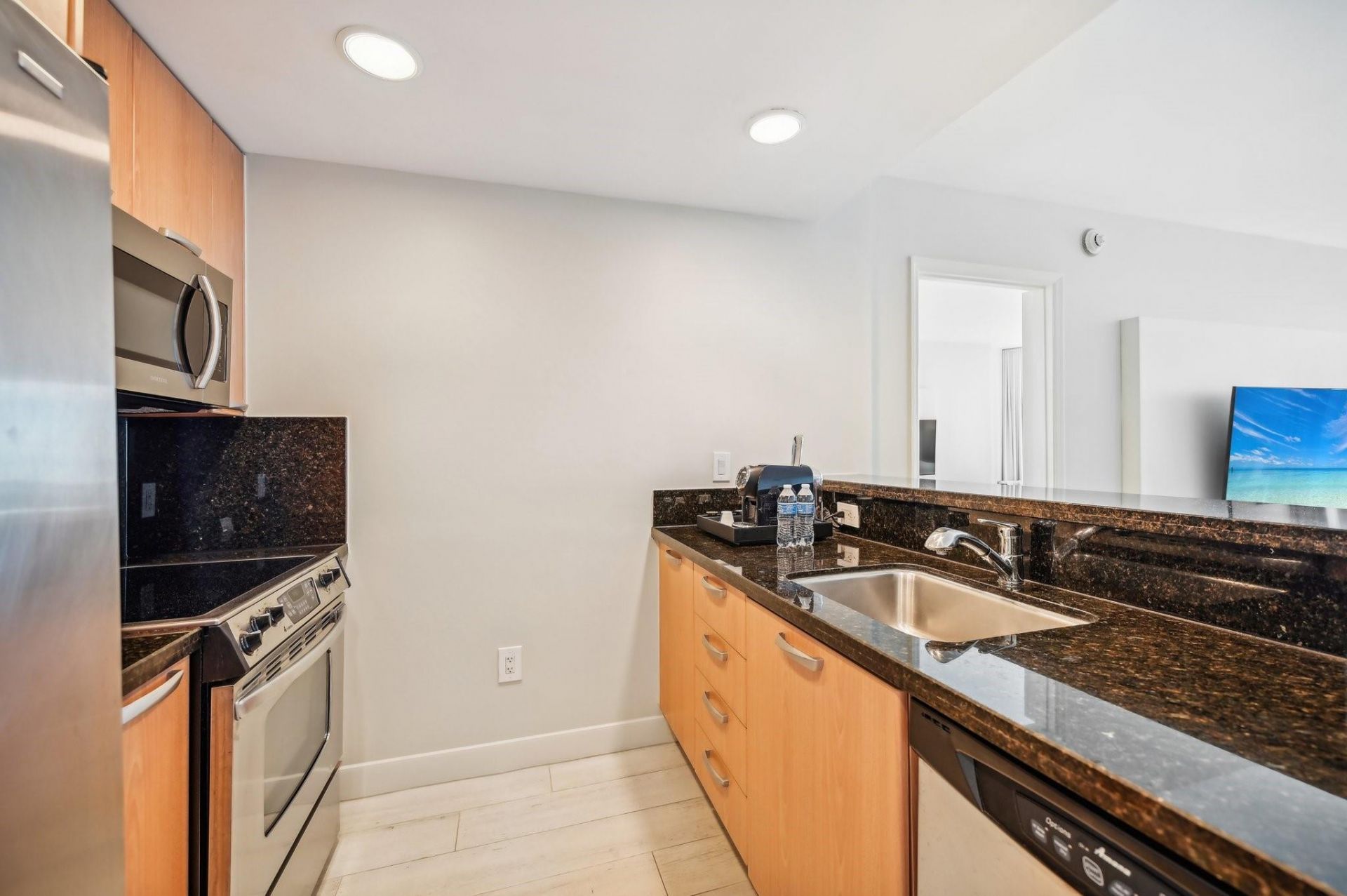 505 N Ft Lauderdale Beach Boulevard, Unit 813, Fort Lauderdale, FL 33304 Photo