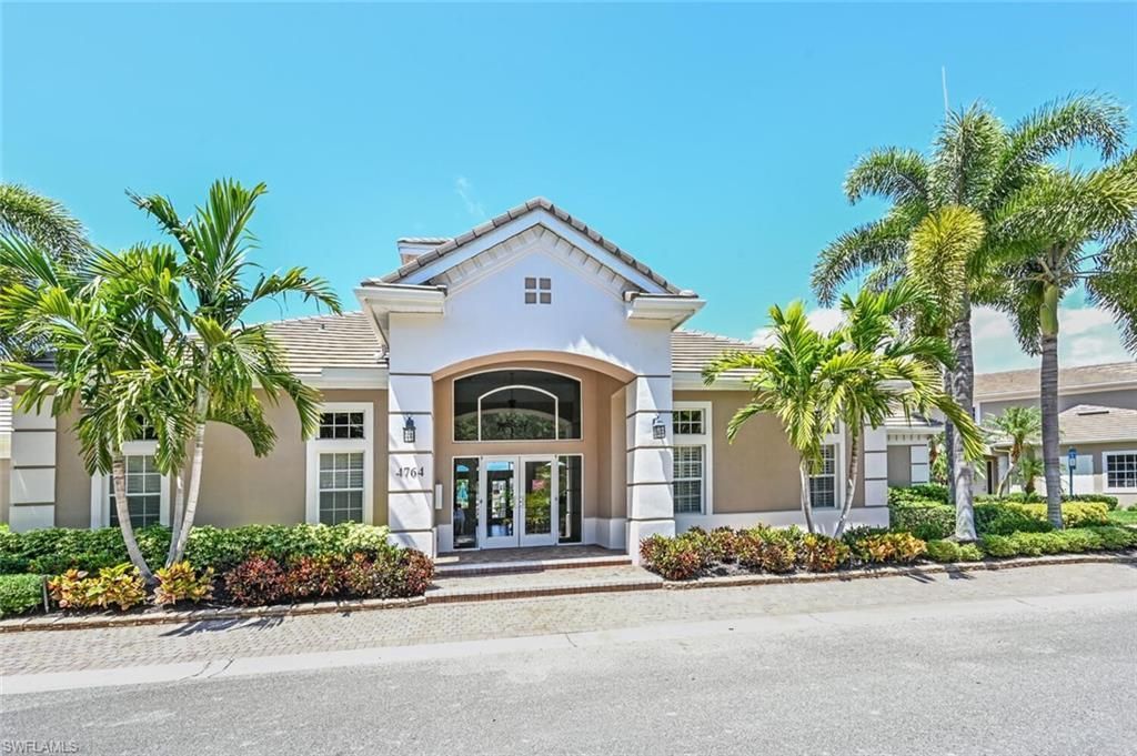 4722 Stratford Ct, Unit 1901, Naples, FL 34105 Photo