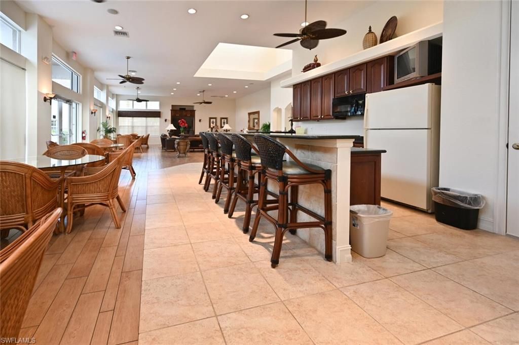 4722 Stratford Ct, Unit 1901, Naples, FL 34105 Photo