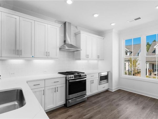 2822 Evanshire Avenue, Unit 111, Duluth, GA 30096