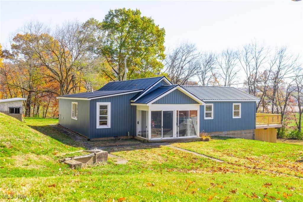 26560 County Road 24, Coshocton, OH 43812 Main Photo