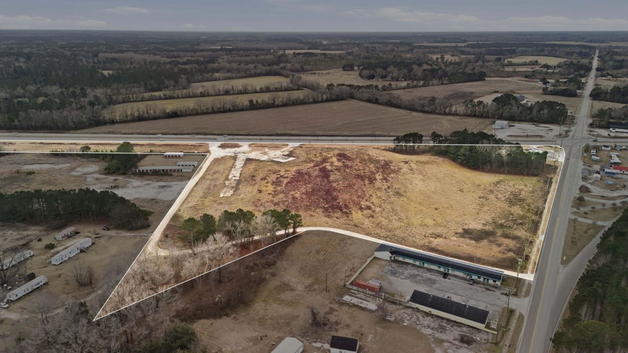 00 Highway 301 & 15 Photo 10