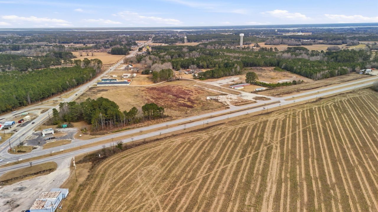 00 Highway 301 & 15 Photo 12