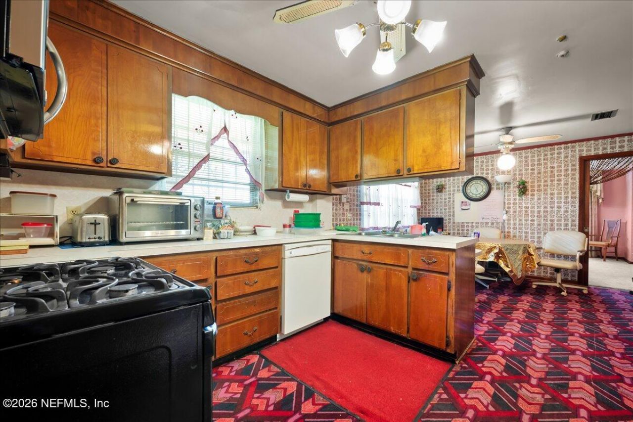 3902 Moncrief Road, Jacksonville, FL 32209 Photo