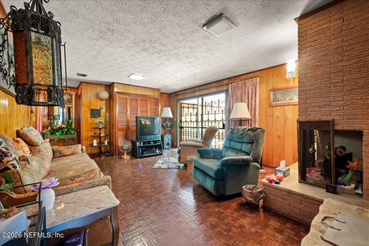 3902 Moncrief Road, Jacksonville, FL 32209 Photo