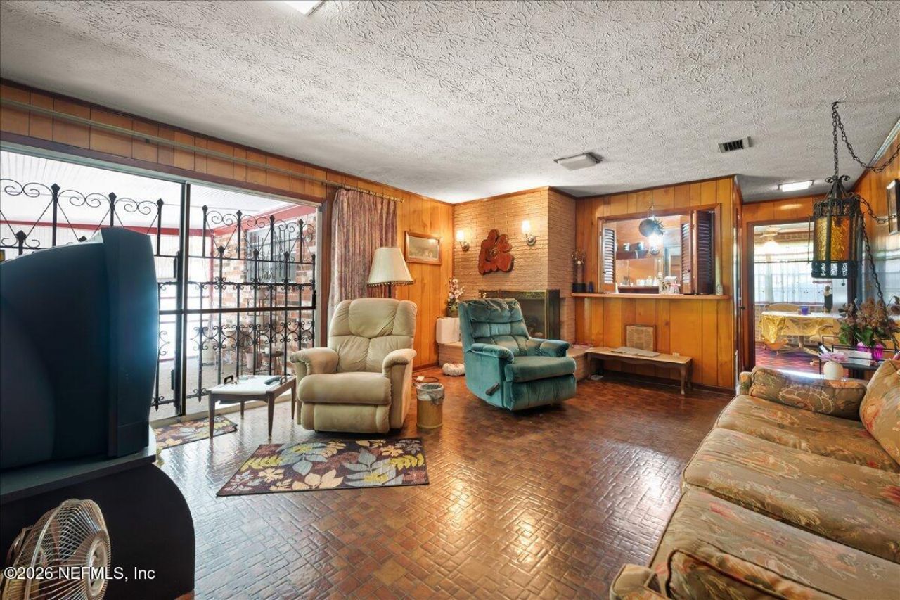 3902 Moncrief Road, Jacksonville, FL 32209 Photo