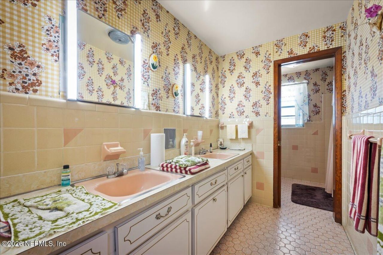 3902 Moncrief Road, Jacksonville, FL 32209 Photo