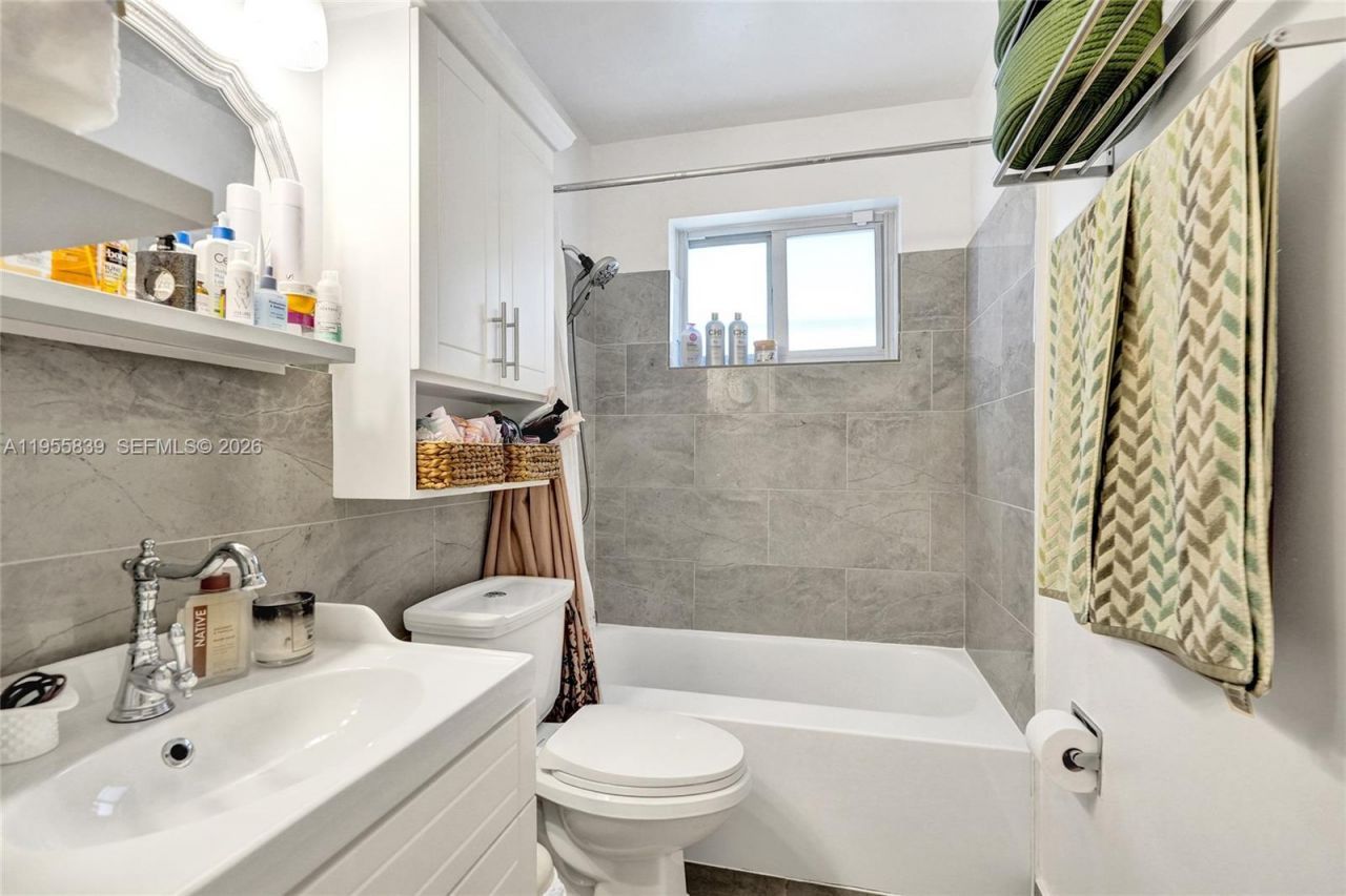 3640 SW 22nd St, Fort Lauderdale, FL 33312 Photo