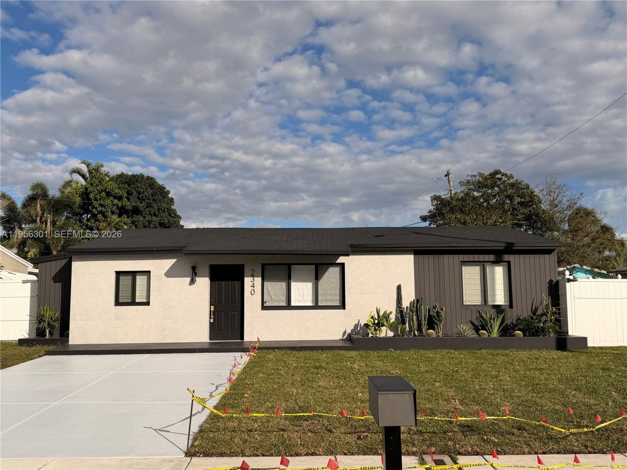 2340 SW 42nd Way, Fort Lauderdale, FL 33317 Photo