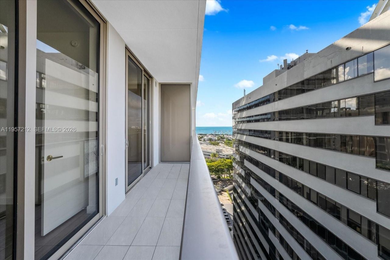 2678 Tigertail Ave, Unit 1209, Miami, FL 33133 Photo