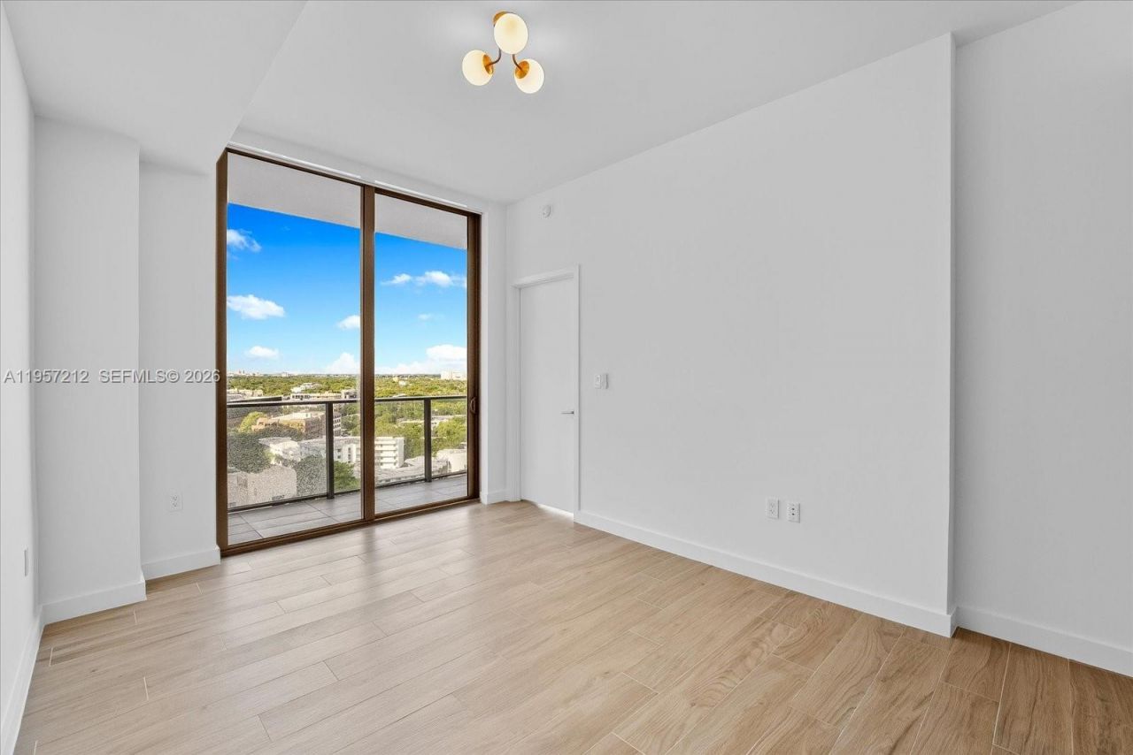 2678 Tigertail Ave, Unit 1209, Miami, FL 33133 Photo