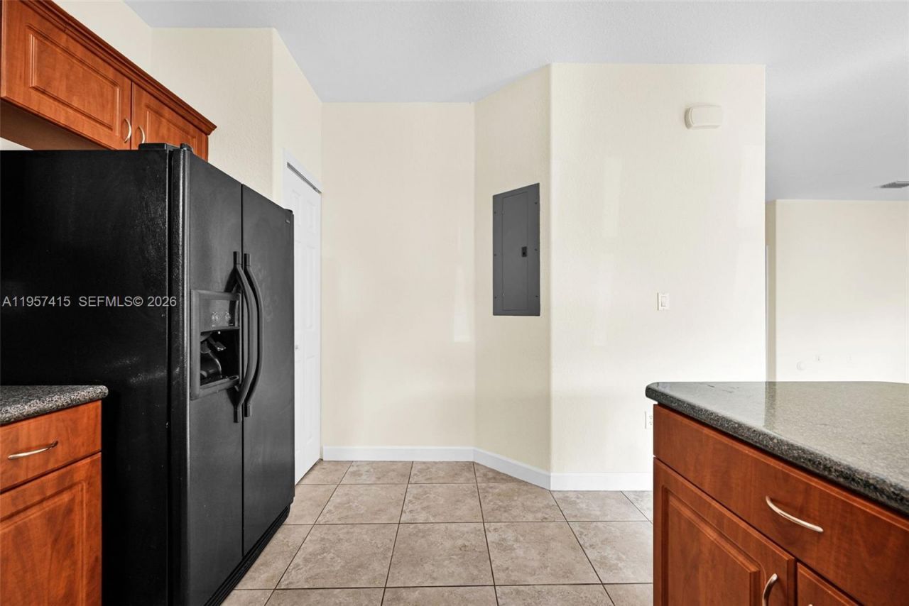 Please Call For Address, Unit 103, Miami, FL 33172 Photo