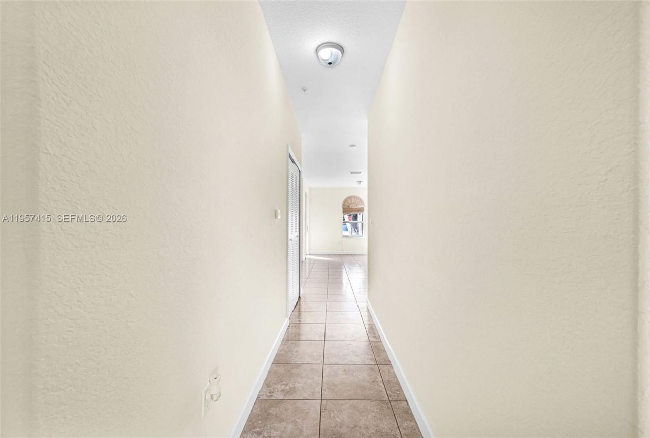 Please Call For Address, Unit 103, Miami, FL 33172 Photo