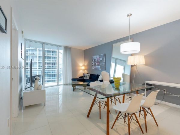 475 Brickell Ave, Unit 4511, Miami, FL 33131