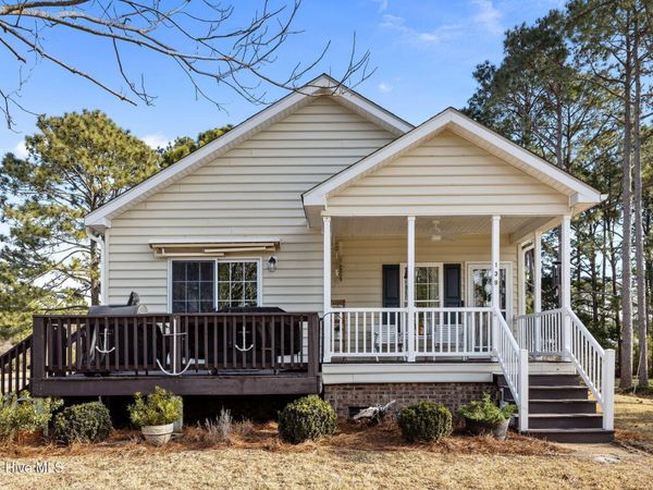 139 Bayshore Street, Sea Level, NC 28577