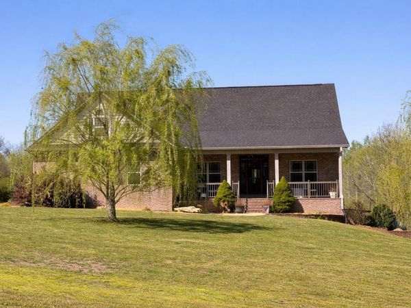 331 Co Rd 586, Rogersville, AL