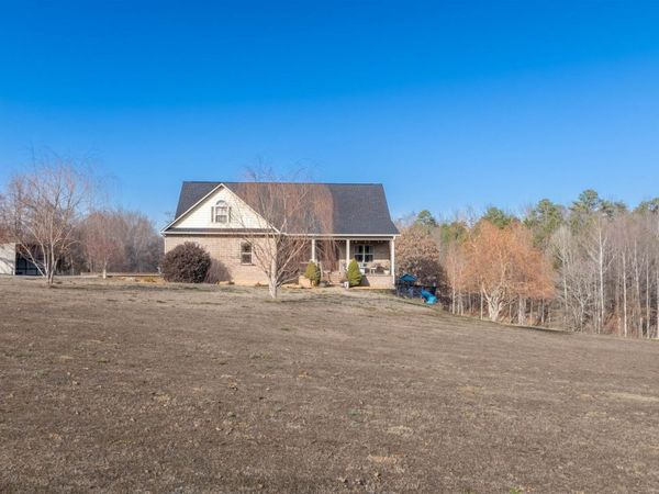 331 Co Rd 586, Rogersville, AL