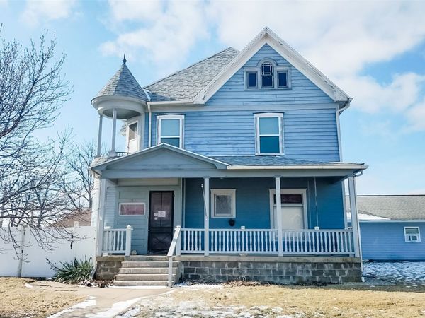 105 N Ash Street, Stanwood, IA 52337