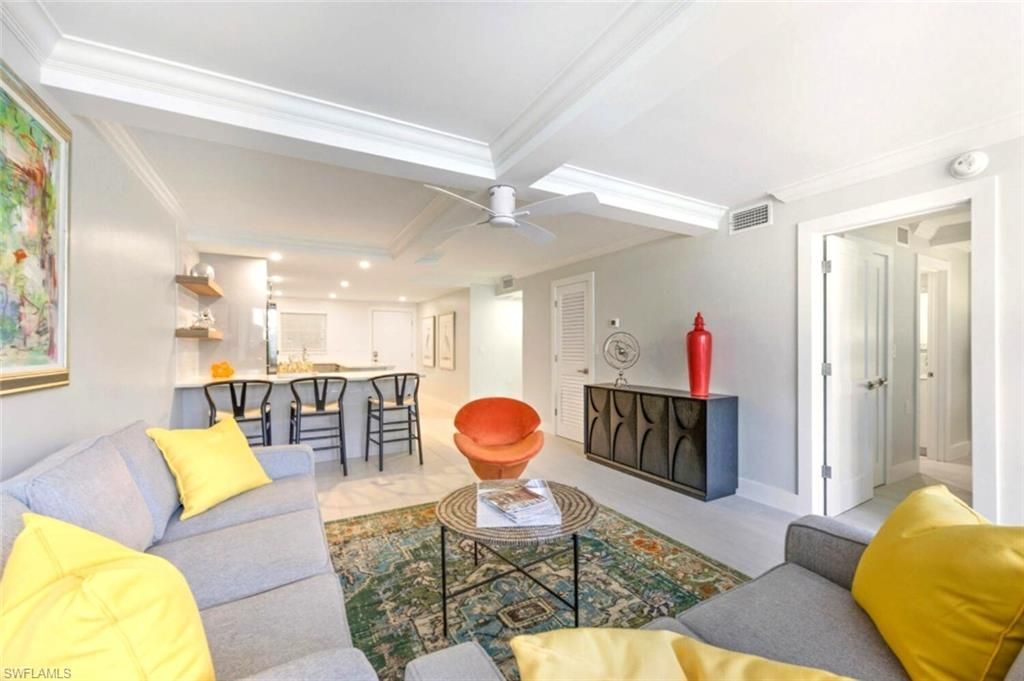 900 8th Ave S, Unit 103, Naples, FL 34102 Photo