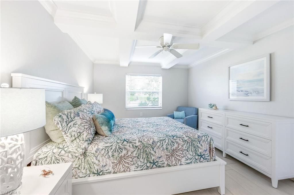 900 8th Ave S, Unit 103, Naples, FL 34102 Photo