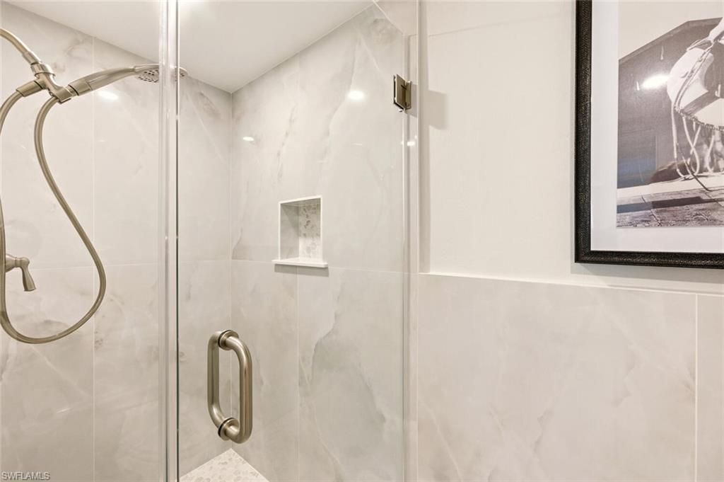 900 8th Ave S, Unit 103, Naples, FL 34102 Photo