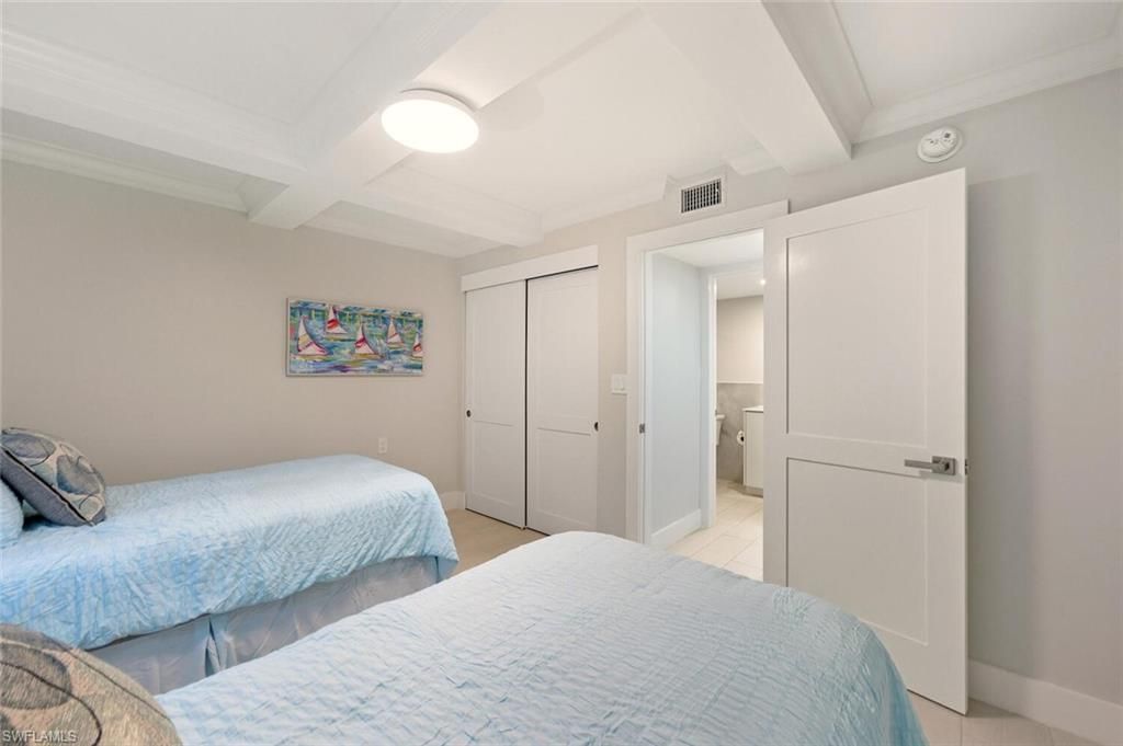 900 8th Ave S, Unit 103, Naples, FL 34102 Photo