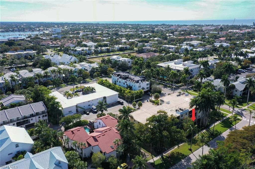 900 8th Ave S, Unit 103, Naples, FL 34102 Photo