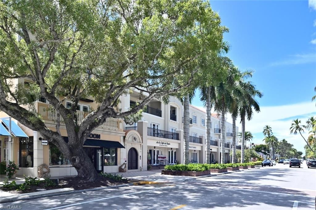 900 8th Ave S, Unit 103, Naples, FL 34102 Photo