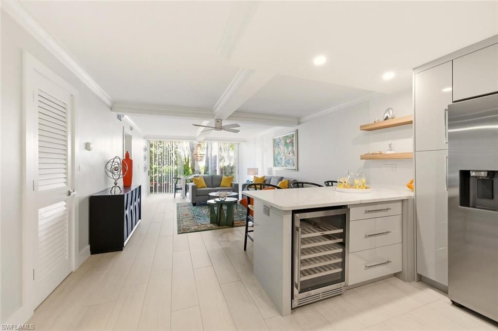 900 8th Ave S, Unit 103, Naples, FL 34102 Photo