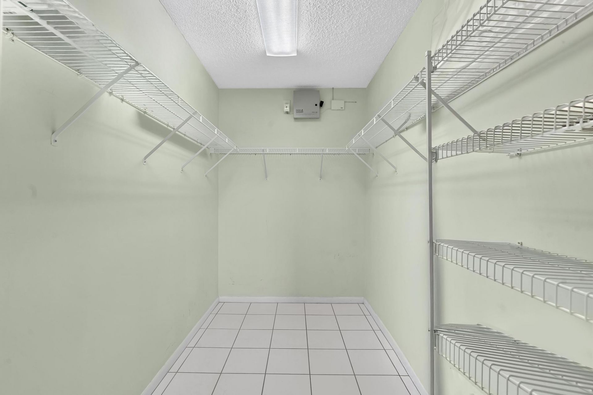 9560 Weldon Circle, Unit J413, Tamarac, FL 33321 Photo