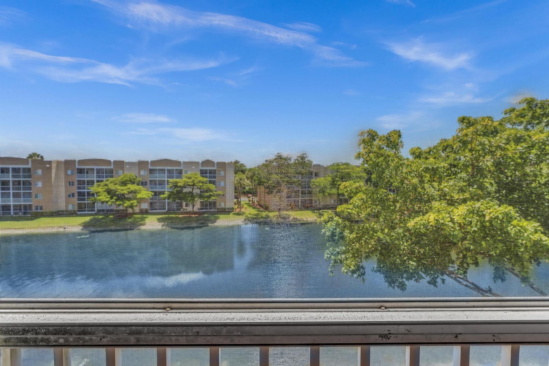 9560 Weldon Circle, Unit J413, Tamarac, FL 33321 Photo