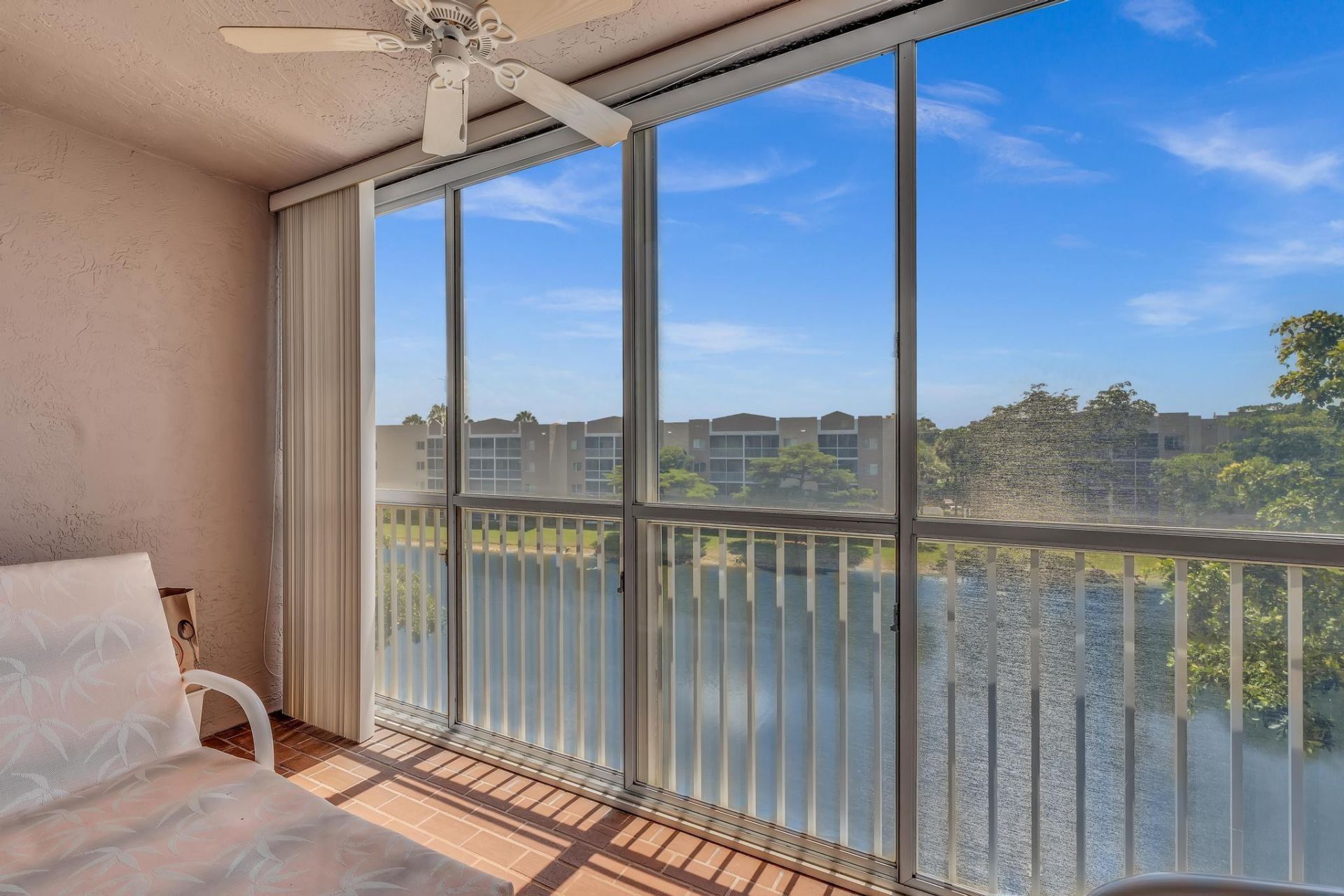 9560 Weldon Circle, Unit J413, Tamarac, FL 33321 Photo