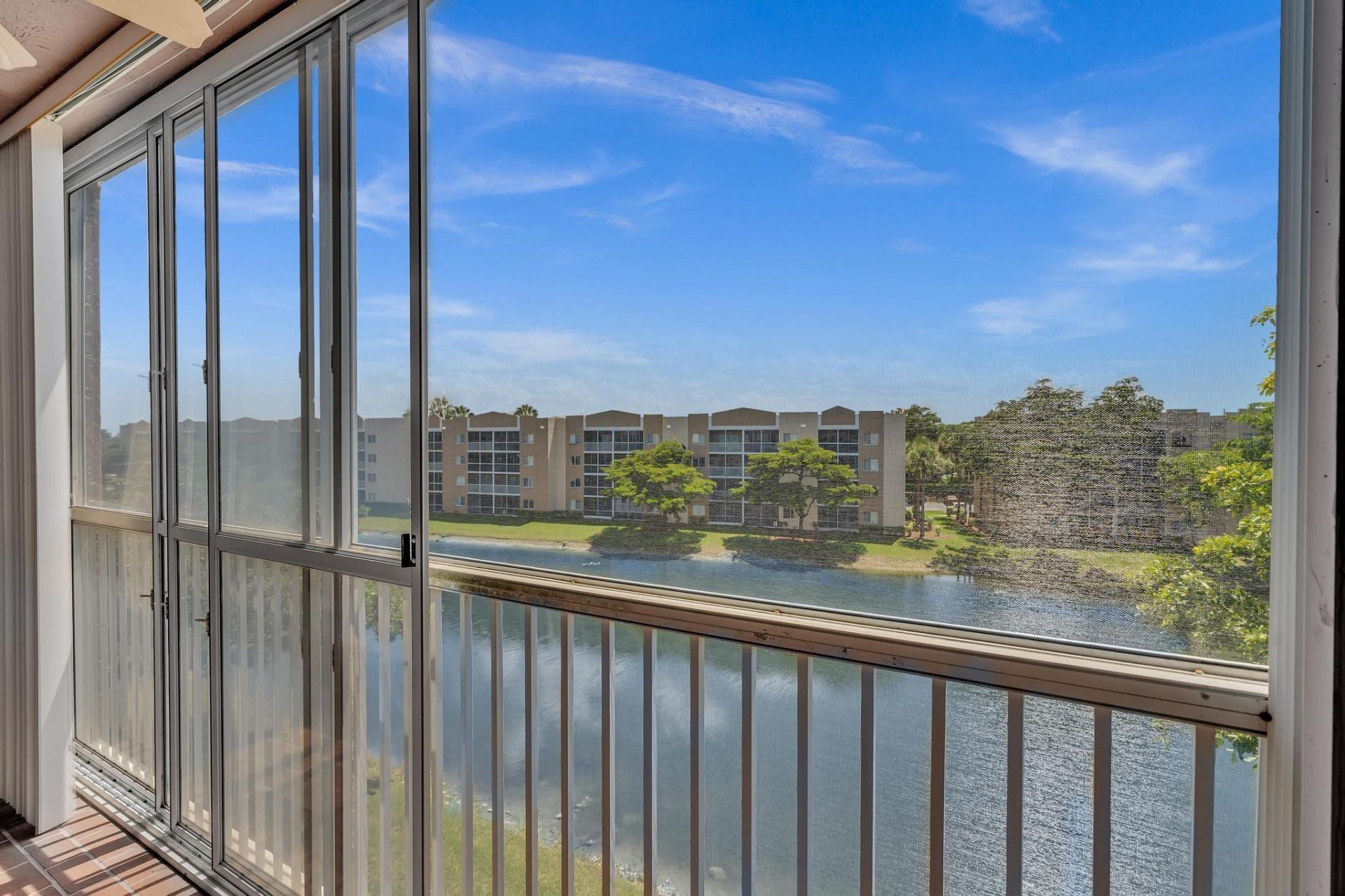 9560 Weldon Circle, Unit J413, Tamarac, FL 33321 Photo