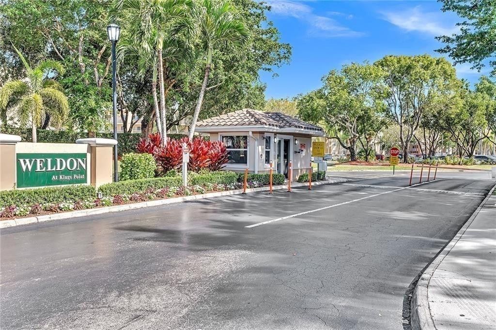 9560 Weldon Circle, Unit J413, Tamarac, FL 33321 Photo