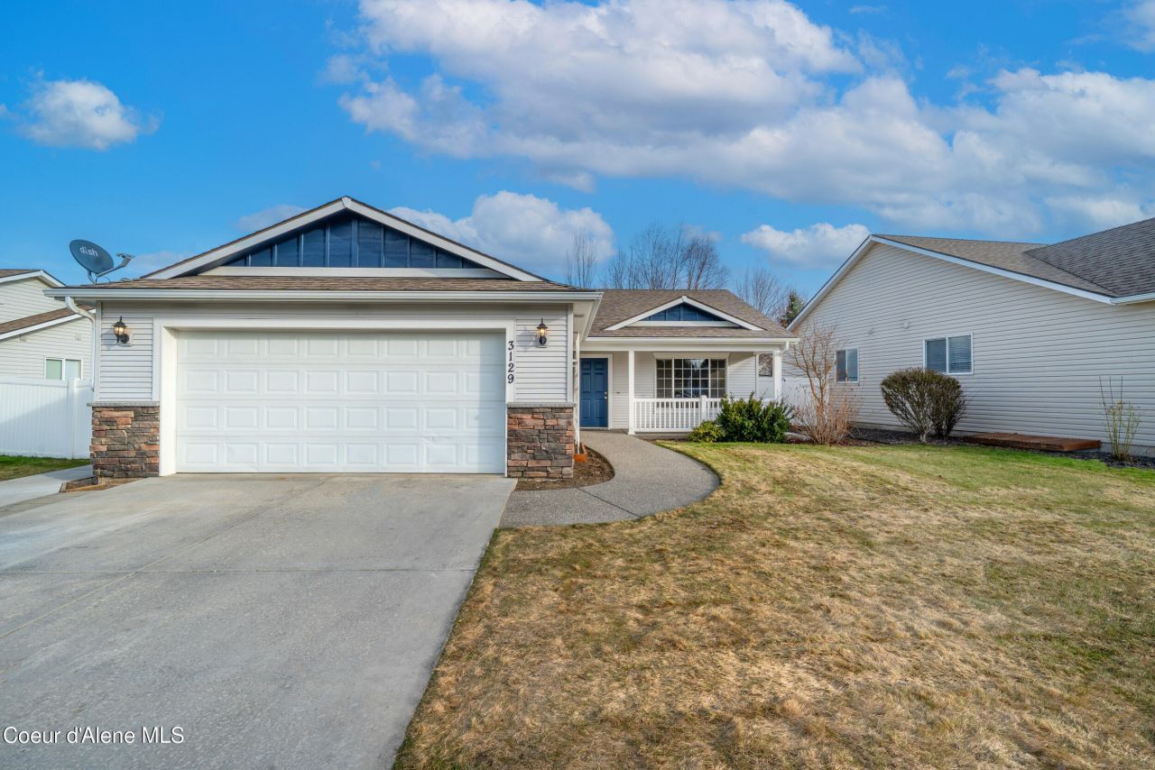 3129 W Versailles Dr, Coeur d Alene, ID 83815 Main Photo